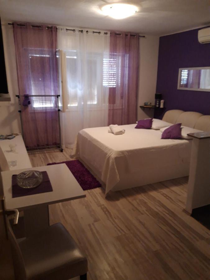 Rooms And Apartment Stambuk II Split Eksteriør bilde